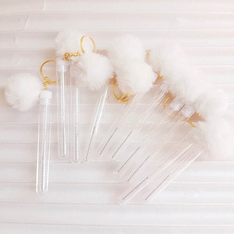 POMPOM LASH BRUSH